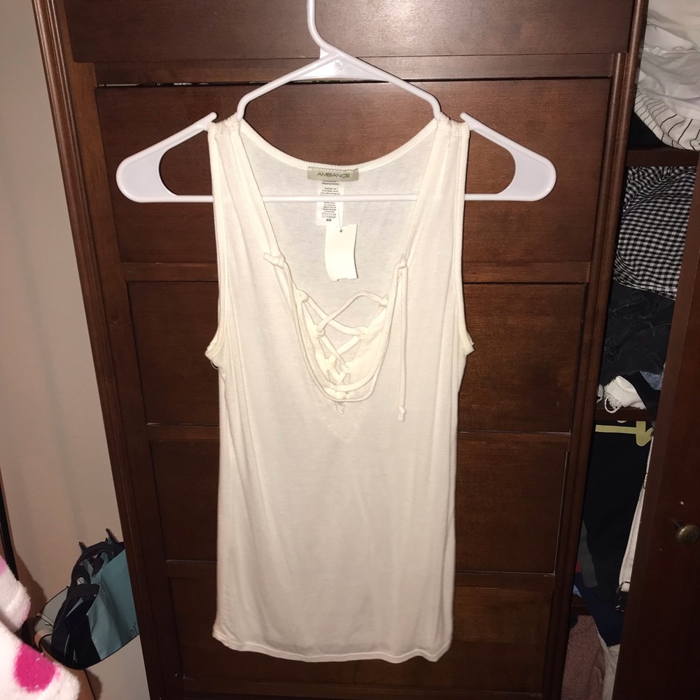 White lace up t-shirt